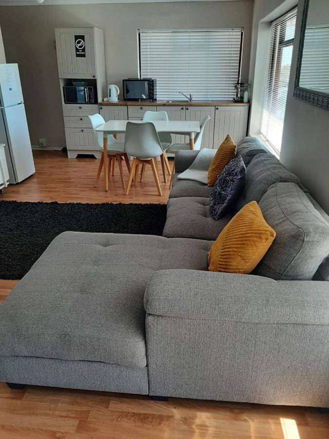 Croeso Guest House Langebaan Eksteriør billede