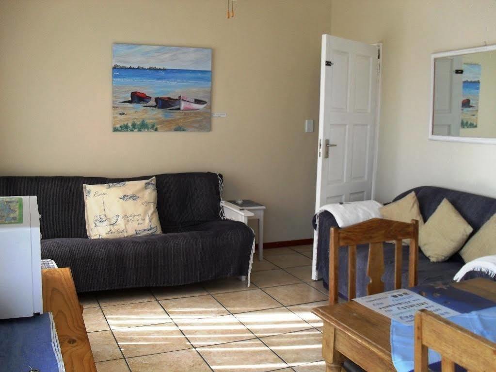 Croeso Guest House Langebaan Eksteriør billede