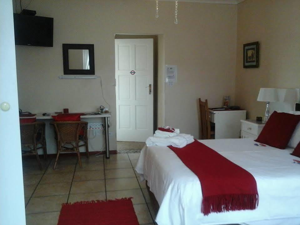Croeso Guest House Langebaan Eksteriør billede
