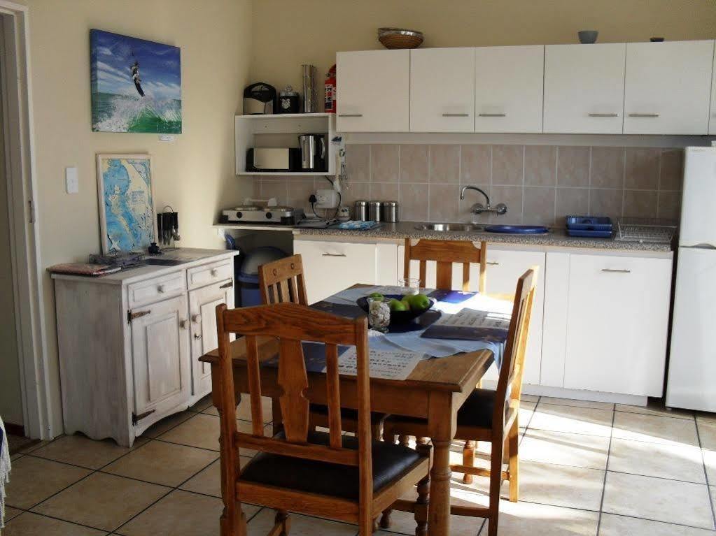Croeso Guest House Langebaan Eksteriør billede