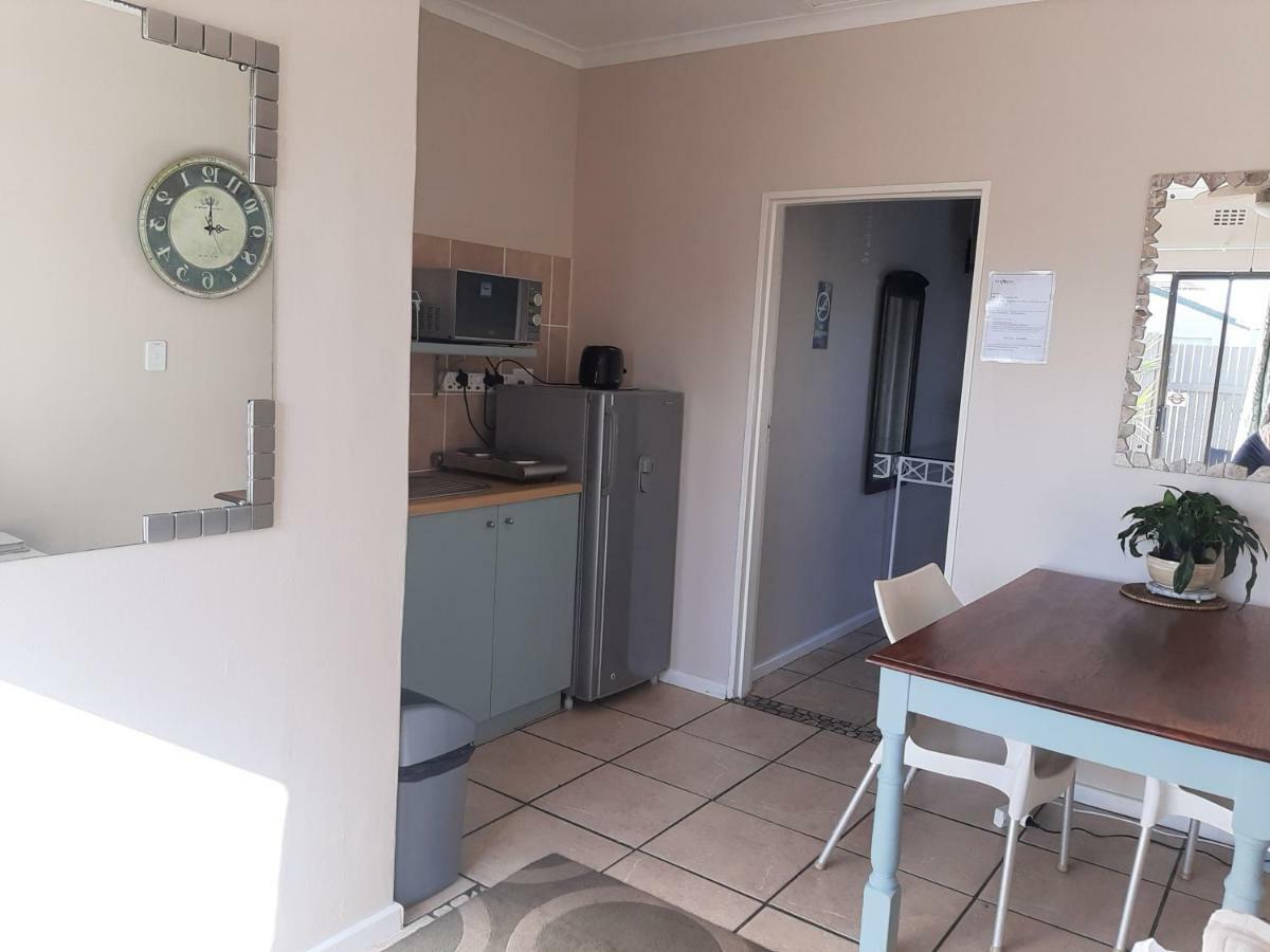 Croeso Guest House Langebaan Eksteriør billede